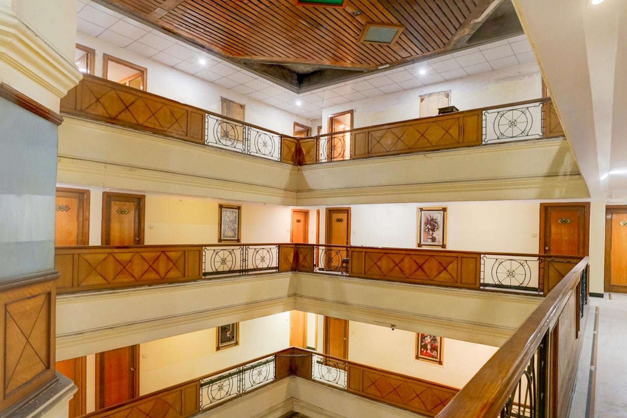 Super Townhouse Subhash Nagar Formerly Royal Palazzo Jaipur Exteriör bild