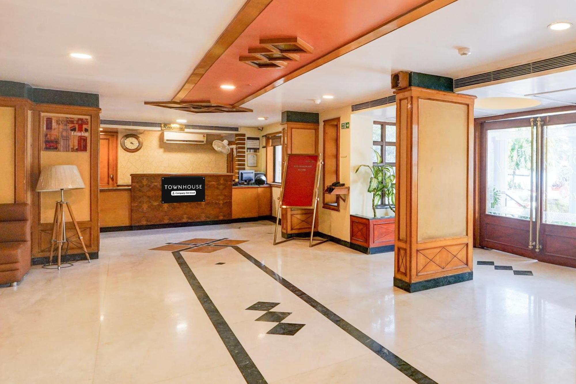 Super Townhouse Subhash Nagar Formerly Royal Palazzo Jaipur Exteriör bild