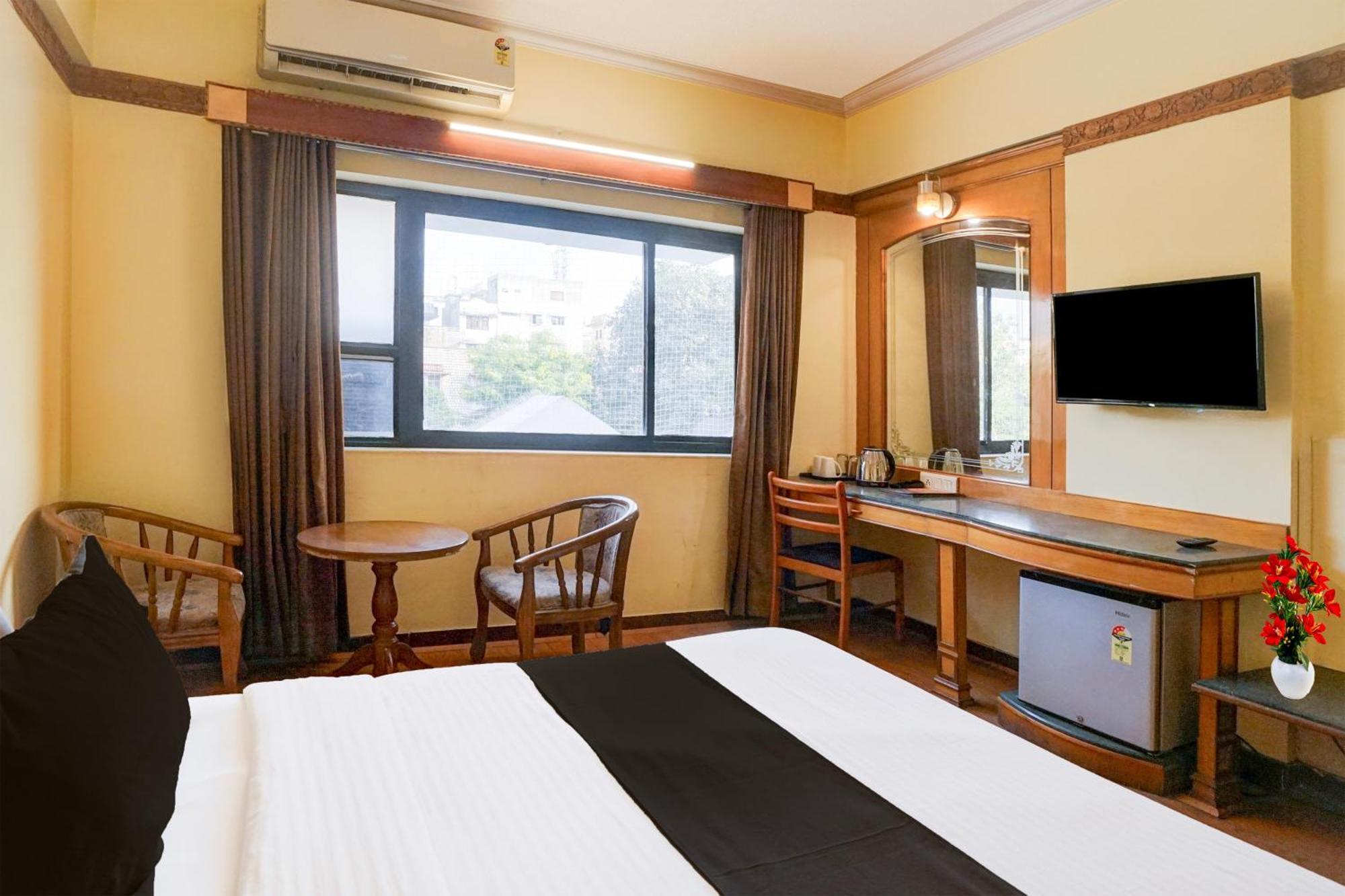 Super Townhouse Subhash Nagar Formerly Royal Palazzo Jaipur Exteriör bild